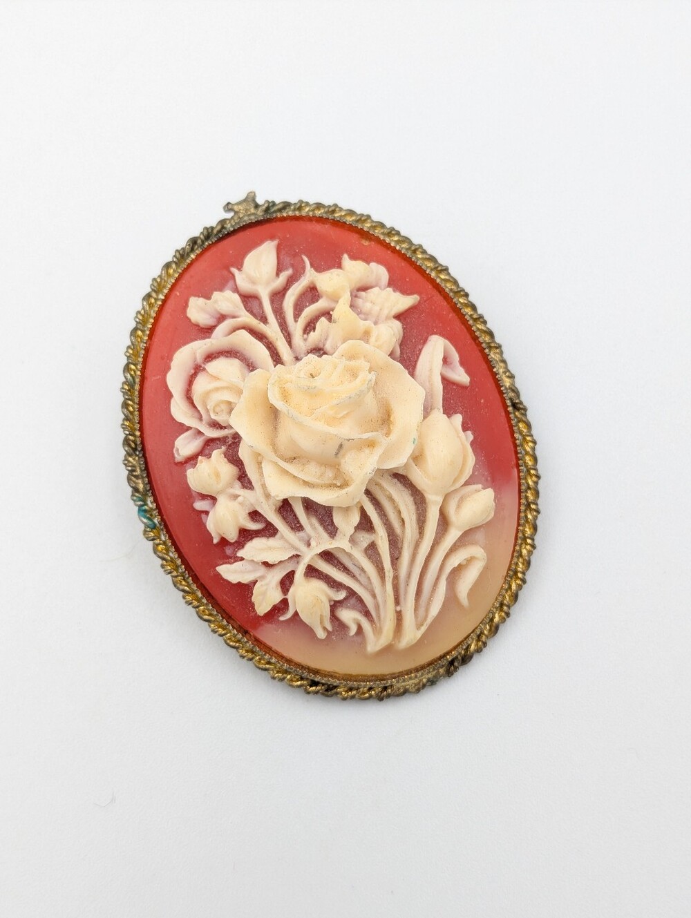 Vintage faux cameo brooch pin floral